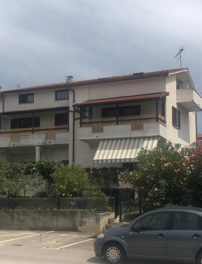 Apartment Novigrad City Centre Luaran gambar